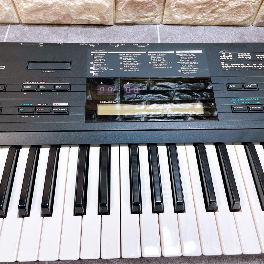 1円~【動作確認済み】YAMAHA ヤマハ DX7ⅡFD シンセサイザー 1円~【動作確認済み】YAMAHA ヤマハ DX7ⅡFD シンセサイザー