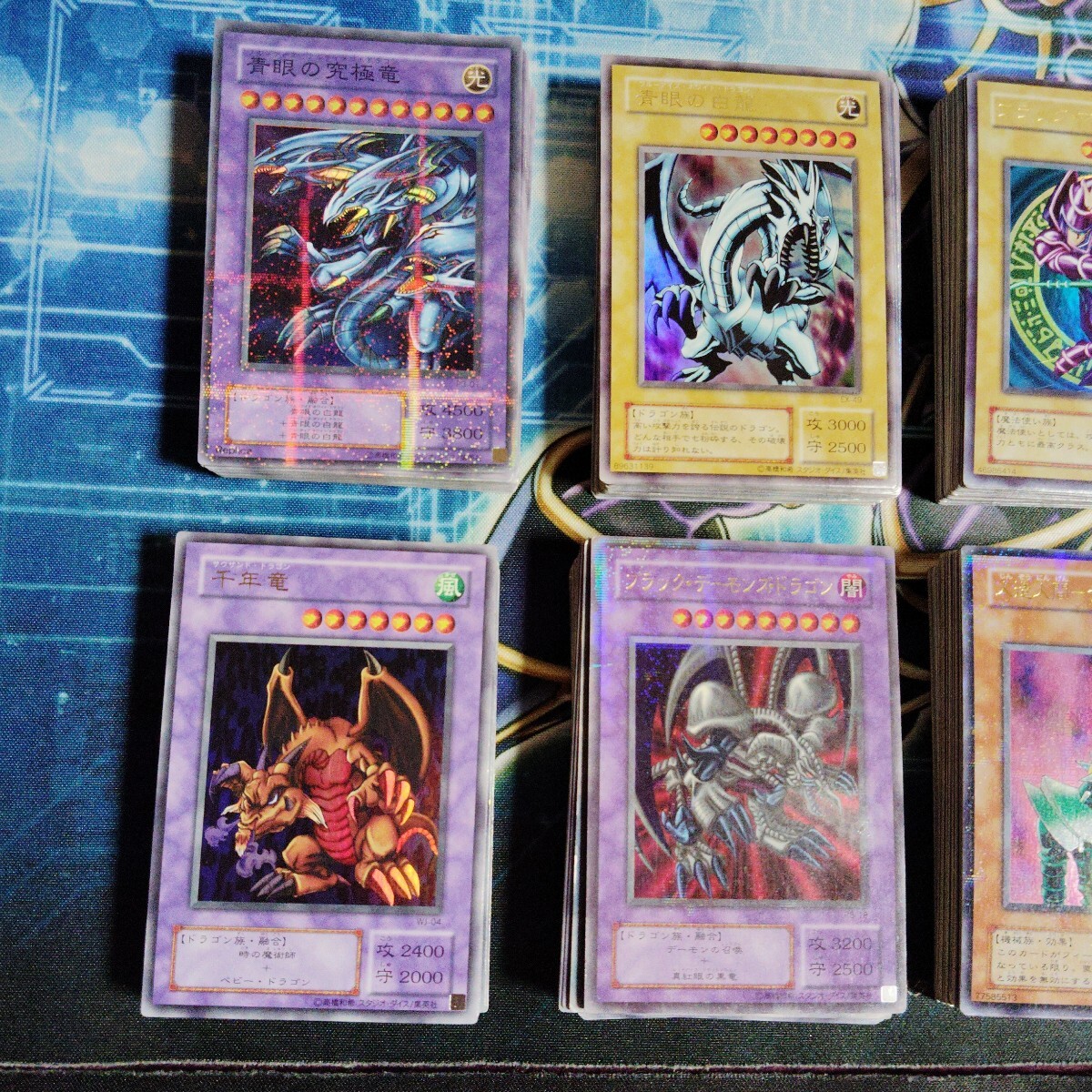 遊戯王 スーパーレア以上 1000枚 まとめ売り トレーディング 遊戯王 スーパーレア以上 1000枚 まとめ売り トレーディング