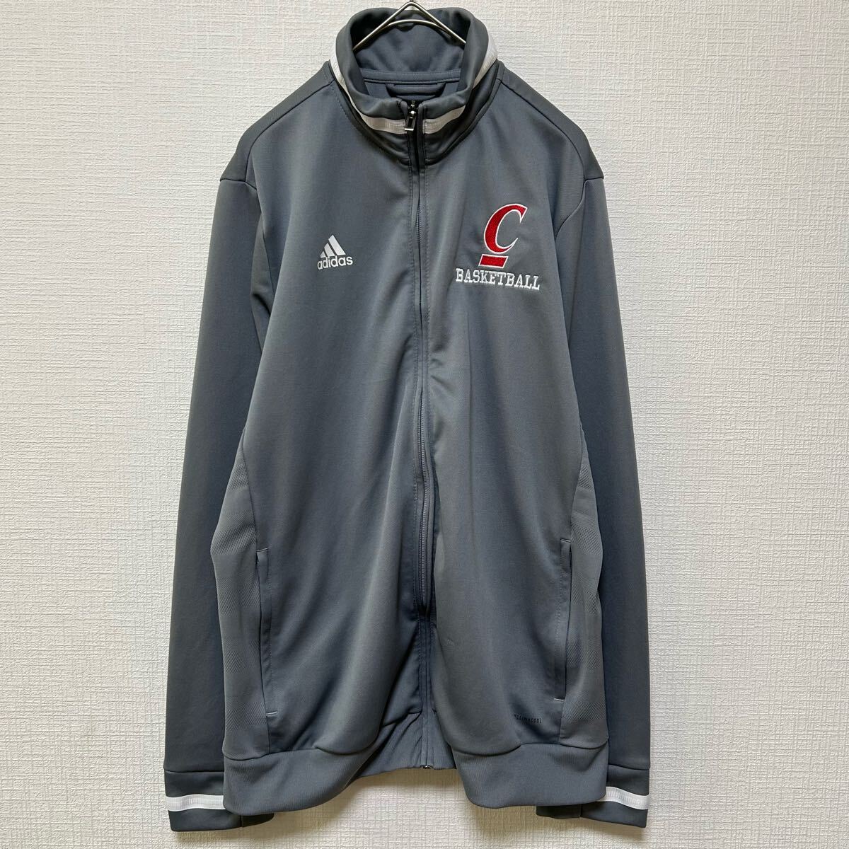 美品 アディダス トラックジャケット L ヴィンテージ 80s 銀タグ 美品 アディダス トラックジャケット L ヴィンテージ 80s 銀タグ