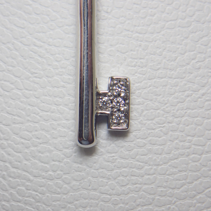 TIFFANY ティファニー クラウン キー ペンダント 750 WG 1.5インチ（約 4cm）60010880 D0.11ct 新品同様美品 3.1g 箱付 送料無料??！