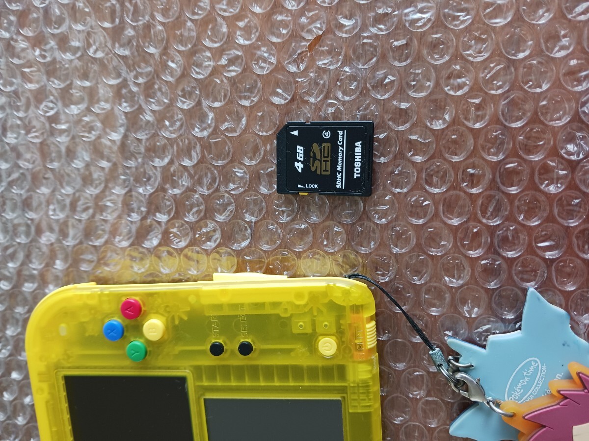 レア ニンテンドー2DS 『ポケットモンスター ピカチュウ』限定 レア ニンテンドー2DS 『ポケットモンスター ピカチュウ』限定