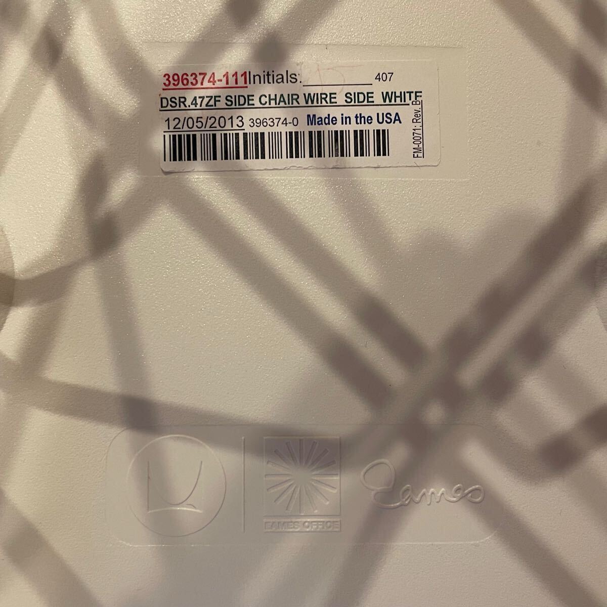 【正規(guī)品】 ハーマンミラー イームズシェルチェア ホワイト ヴィンテージ Herman Miller刻印あり