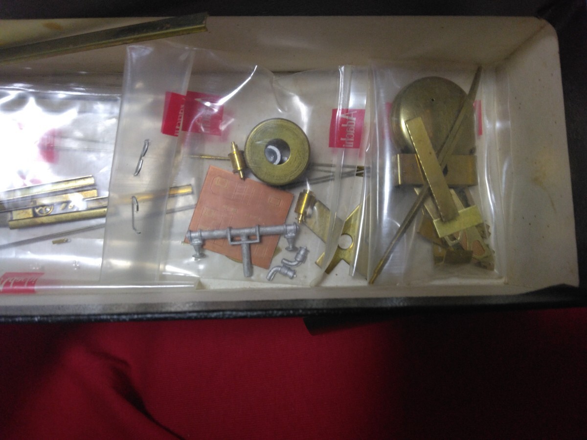 ジャンク アダチ 安達製作所 貨車バラキット タキ3000 コンテナ