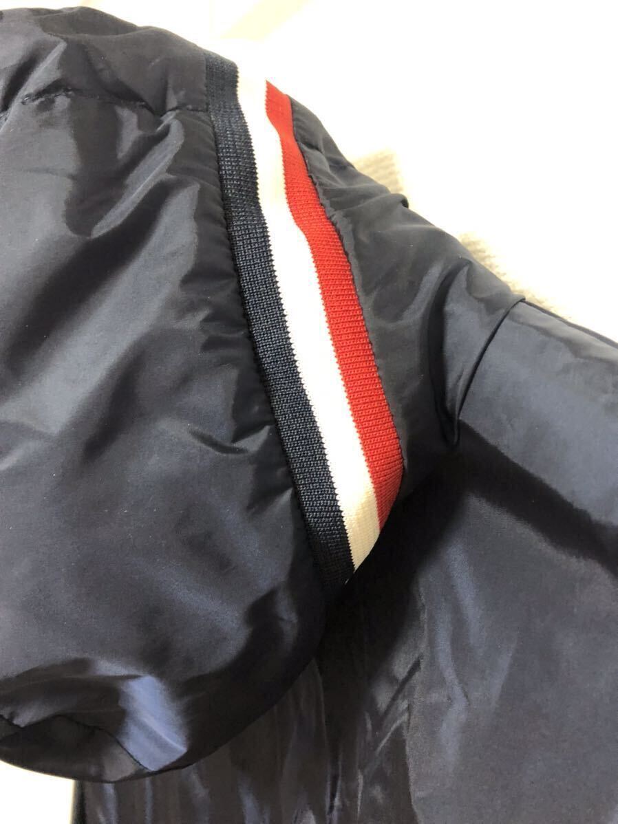未使用 MONCLER GRIMPEURS モンクレール ジャケット ナイロン パーカー 2 正規品 送料無料 ワッペン ブルゾン フード トリコロール ラスト_画像6
