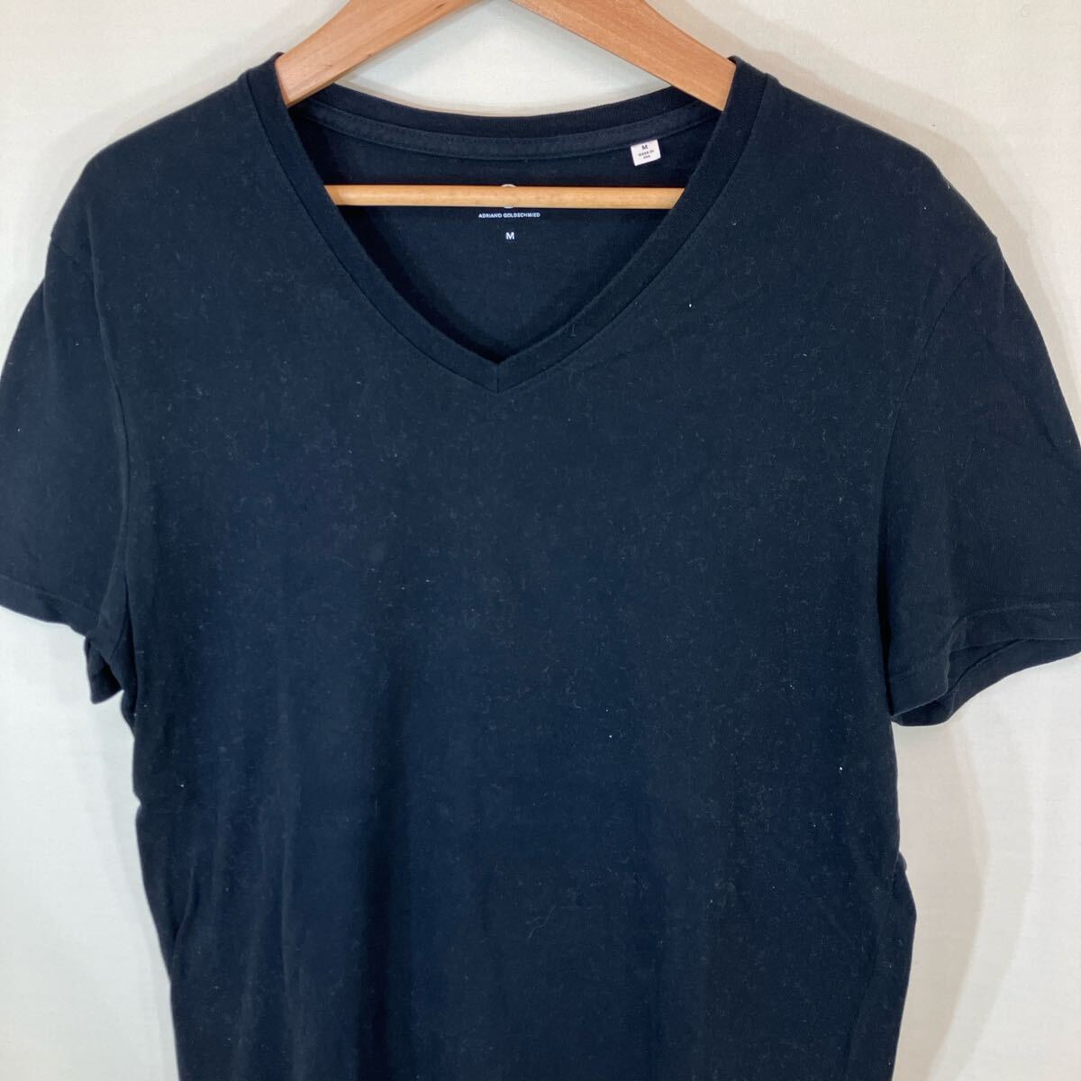 AGe-ji-men's мужской tops V шея V шея короткий рукав t рубашка одноцветный простой бирка size:M collar:BLK черный 
