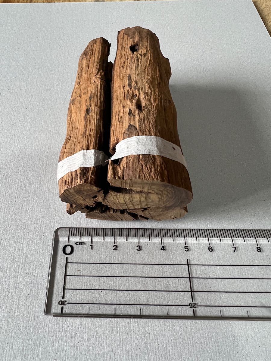天然沈香樹香木「黄熟香沈香」原木125.2g 茶道具 六國五味沈香 天然沈香樹香木「黄熟香沈香」原木125.2g 茶道具 六國五味沈香