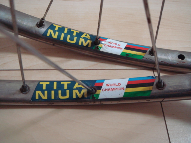 ARAYA GOLD TITA ACE SUNTOUR SUPERBE PRO NJS アラヤ チタエース チタン リム サンツアー シュパーブプロ ハブ ピスト ホイール 競輪