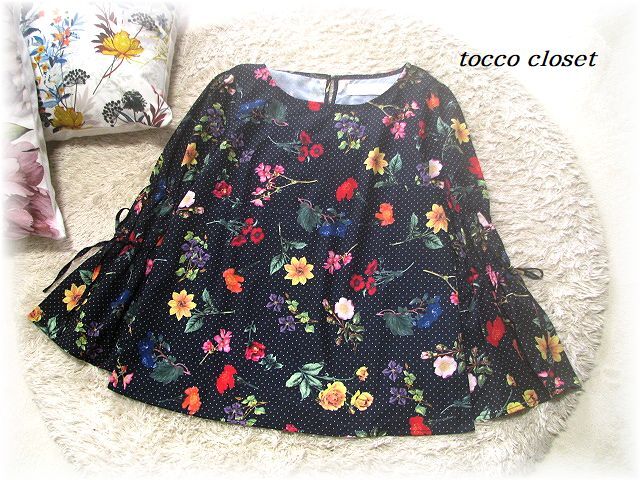 送料無料*トッコクローゼット/tocco closet*総柄フラワー＆ドットプルオーバーブラウス/フレアー袖リボン付き/ポリエステル