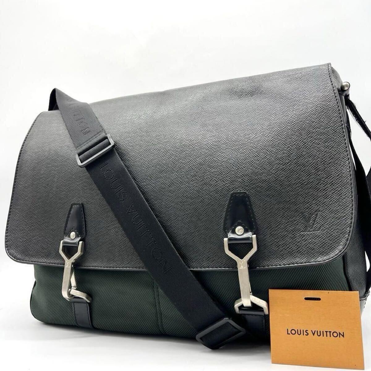 美品 高級 LOUIS VUITTON ルイヴィトン タイガ デルスー 黒 美品 高級 LOUIS VUITTON ルイヴィトン タイガ デルスー 黒