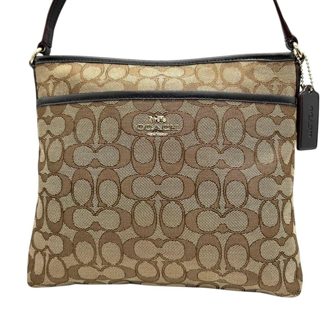 美品 coach コーチ ショルダーバッグ 茶 シグネチャー 斜め掛け 美品 coach コーチ ショルダーバッグ 茶 シグネチャー 斜め掛け