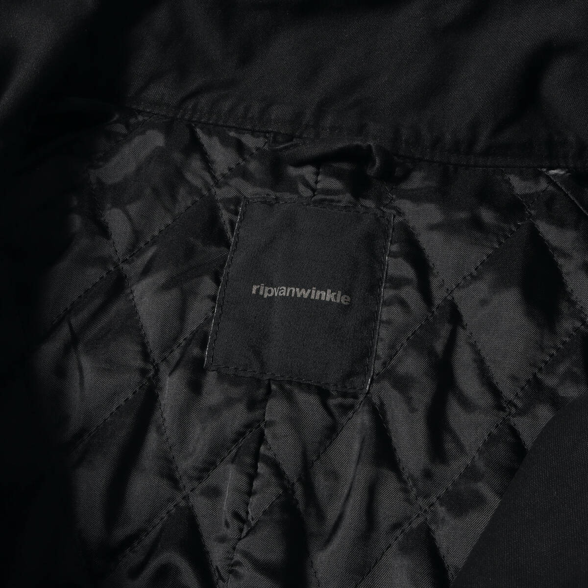 ripvanwinkle リップヴァンウィンクル ジャケット サイズ:4 / バックサテン パテッド ブルゾン (Neo Riding Blouson RL-2705) / ブラック