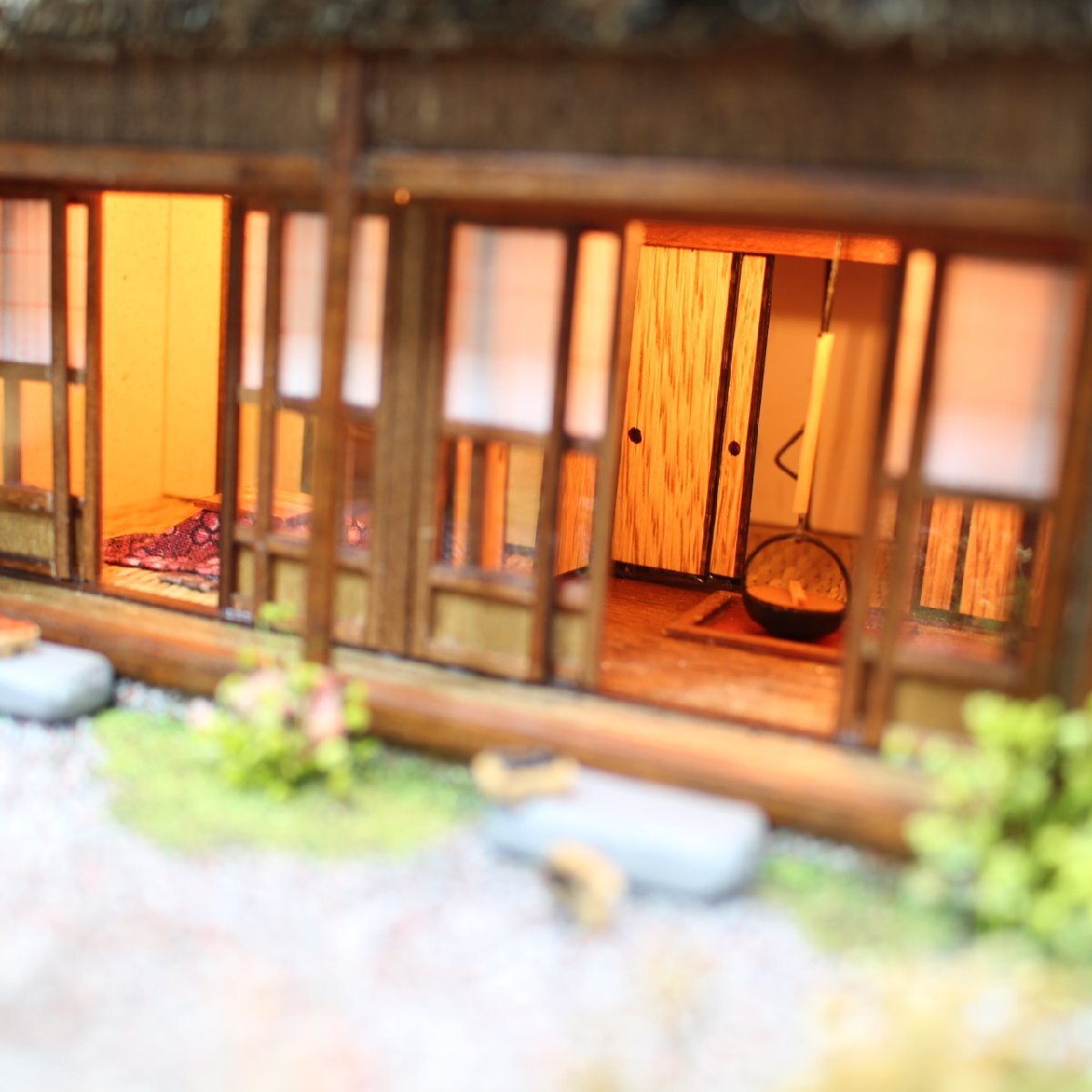 559)ふるさと工房 庵 ジオラマ 茅葺屋根 古民家 ミニチュア 模型 559)ふるさと工房 庵 ジオラマ 茅葺屋根 古民家 ミニチュア 模型