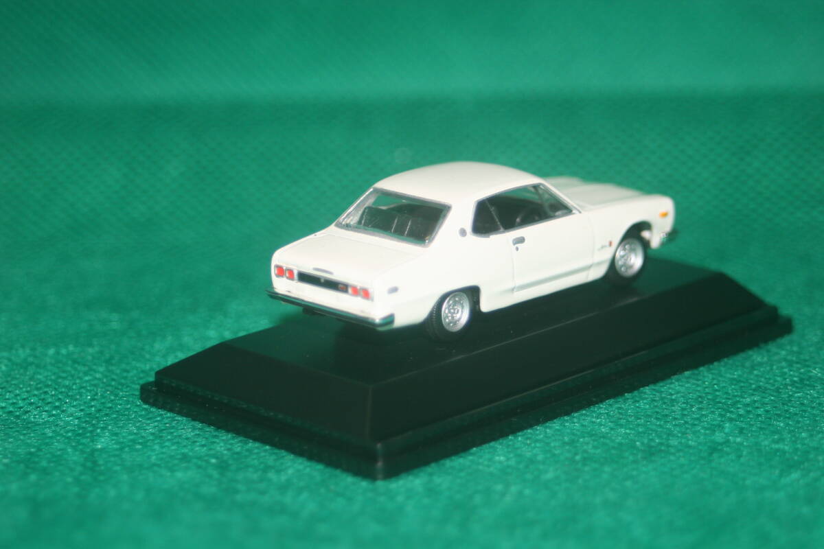 yo- Dell REAL-X Skyline 2000GT-X HT (KGC10) белый 