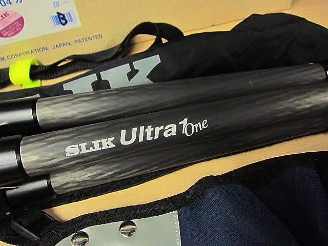Yahoo!オークション - SLIK スリック カーボン 三脚 ULTRA 1 UL
