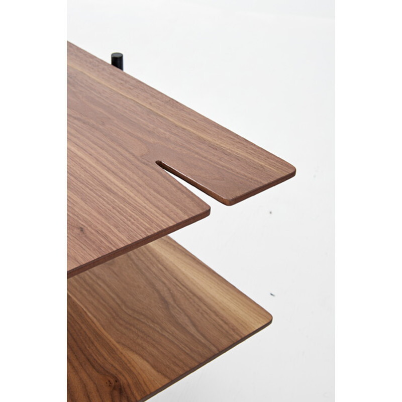 ルカ TVボード 【ブラウン】 天然木化粧繊維板(ウォルナット) ウレタン涂裝 スチール(粉體涂裝)