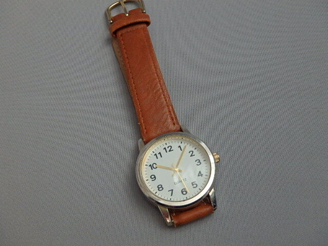 n502u2 неподвижный товар Junk CL-05 наручные часы кварц б/у (25-0213-3)