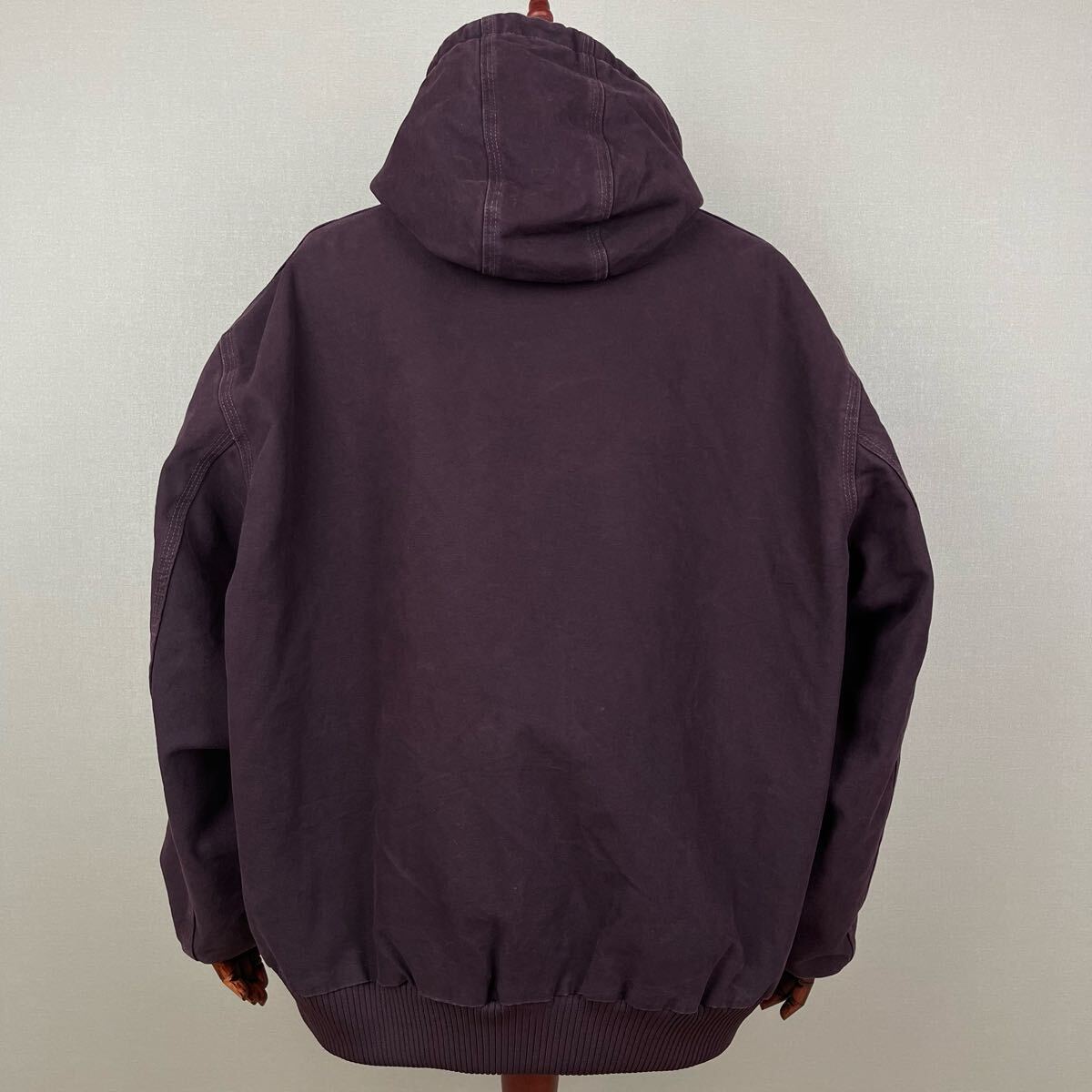 希少カラー carhartt アクティブジャケット J130 DWN パーカー 希少カラー carhartt アクティブジャケット J130 DWN パーカー