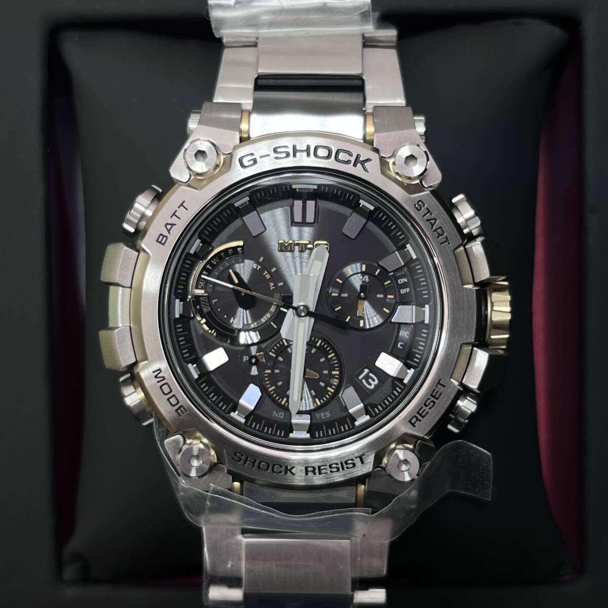 【7686】未使用 CASIO カシオ G-SHOCK MTG-B3000D-1A9JF 5672 腕時(shí)計(jì) 箱付き