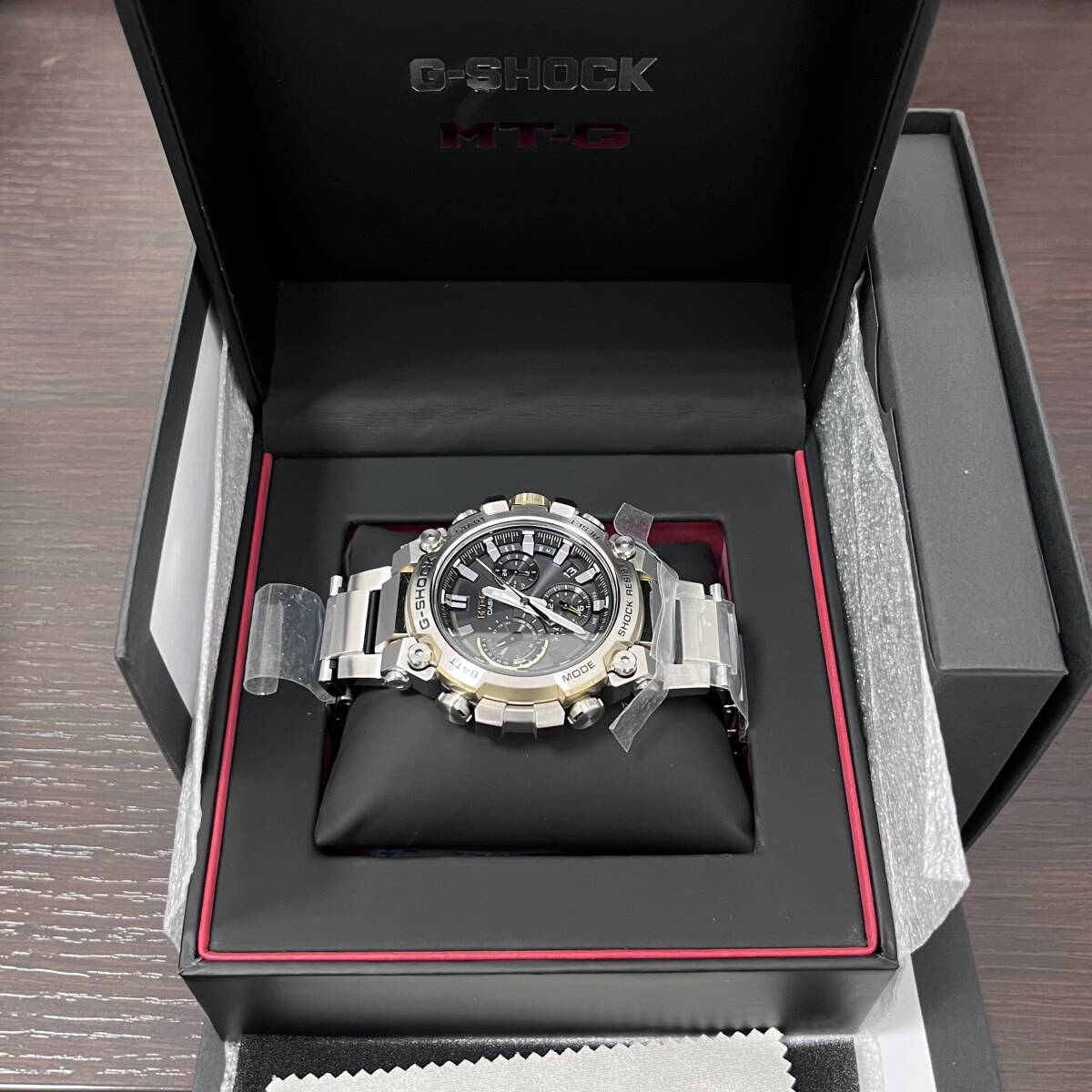 【7686】未使用 CASIO カシオ G-SHOCK MTG-B3000D-1A9JF 5672 腕時(shí)計(jì) 箱付き