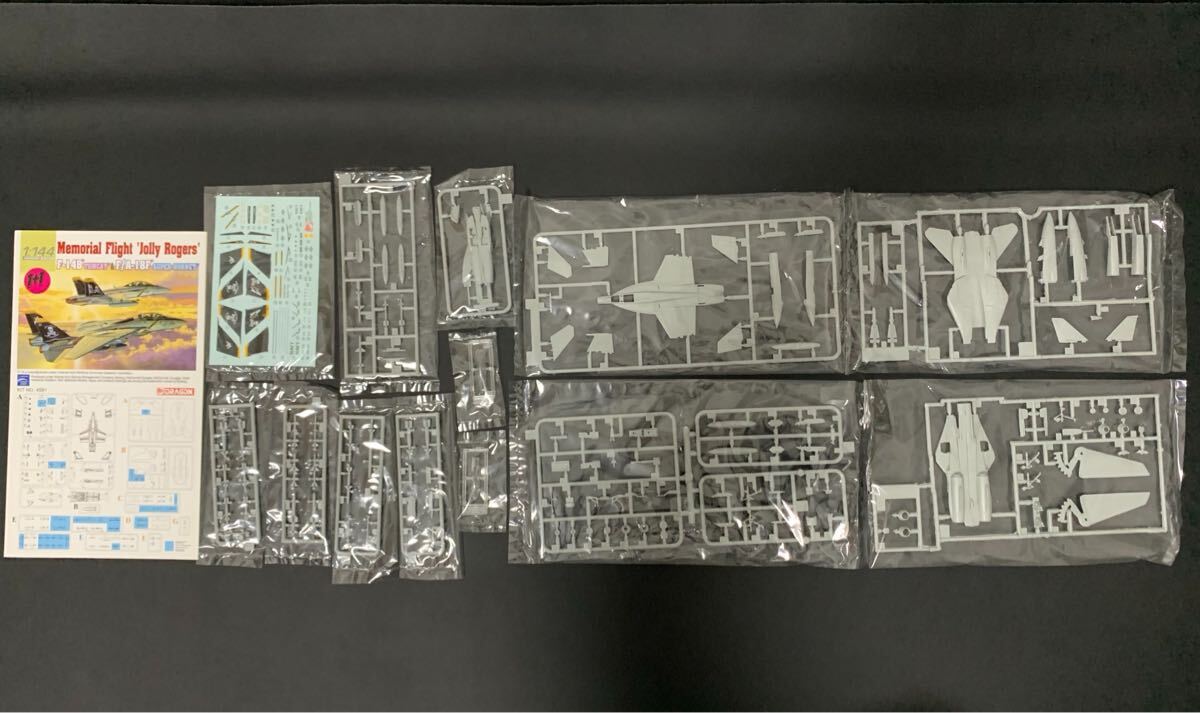 1/144 Jolly Rogers F-14B TOMCAT&F/A-18F SUPER HORNET DRAGON 1/144 Jolly Rogers F-14B TOMCAT&F/A-18F SUPER HORNET DRAGON