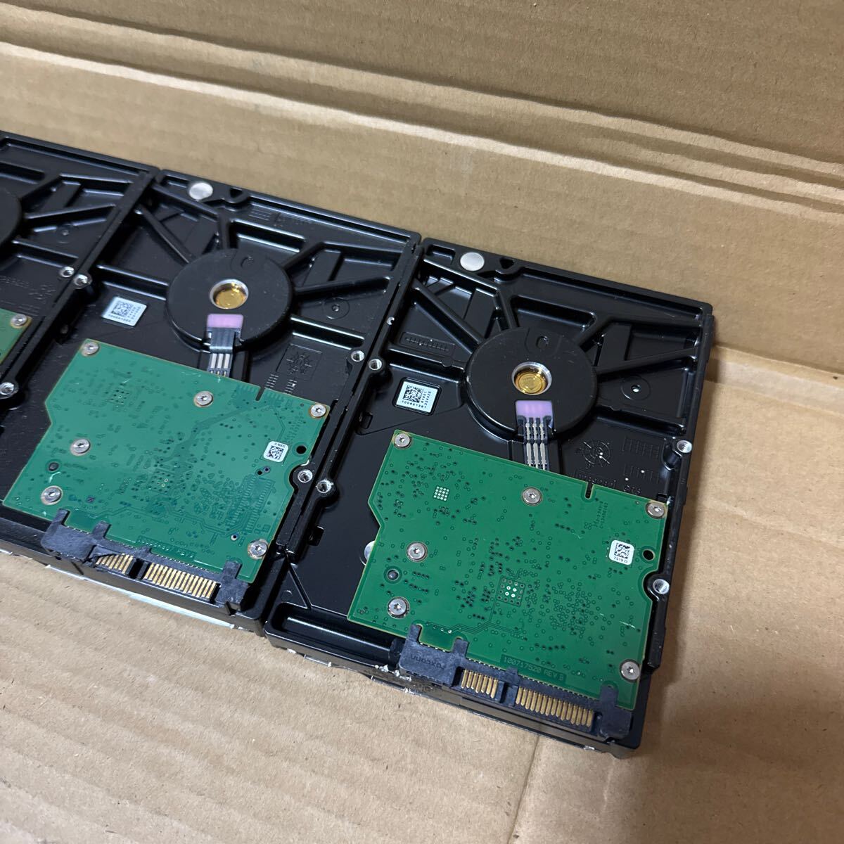 あ-8141)Seagate Barracuda 2000GB /3台セット 動作未確認 ジャンク品_画像7
