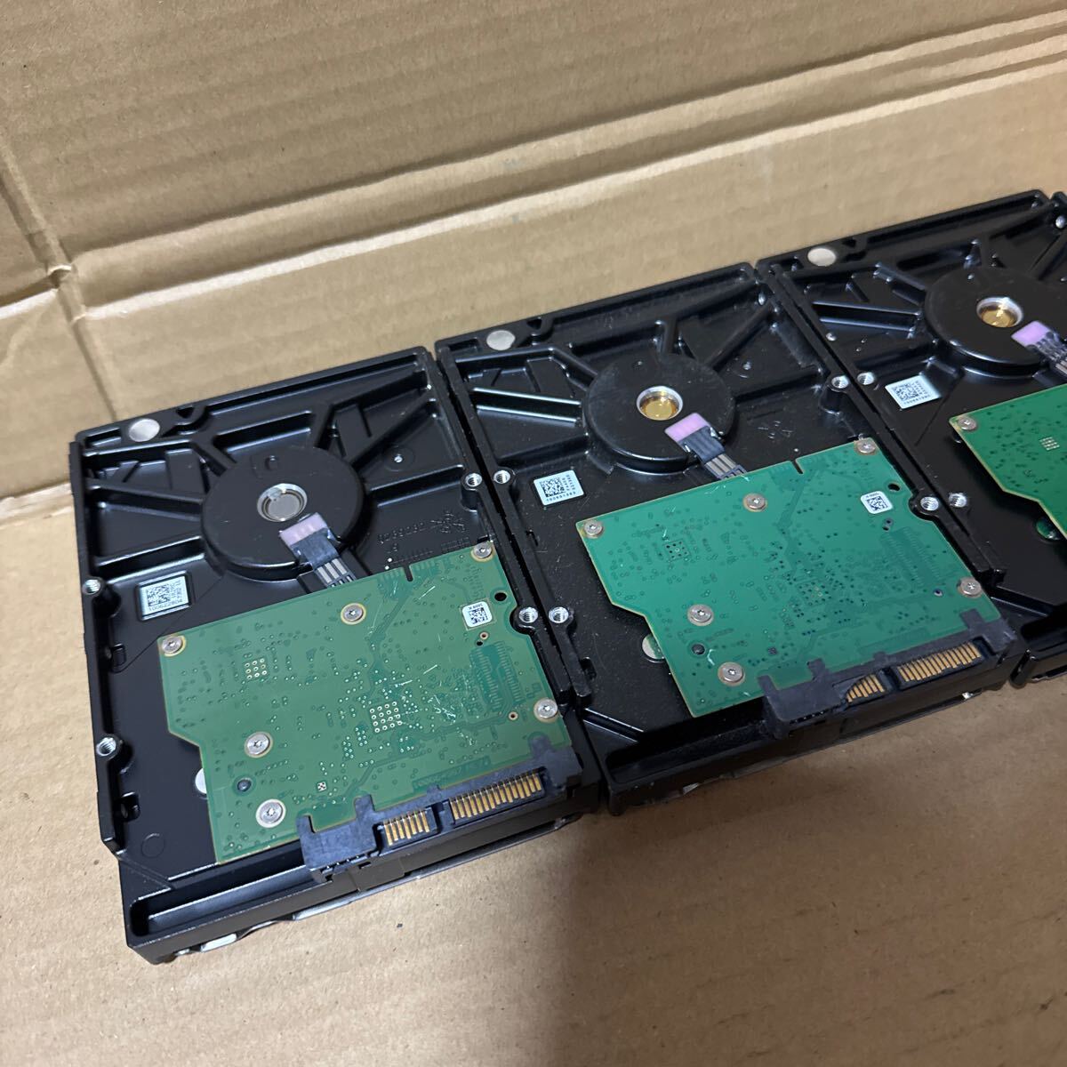 あ-8141)Seagate Barracuda 2000GB /3台セット 動作未確認 ジャンク品_画像8