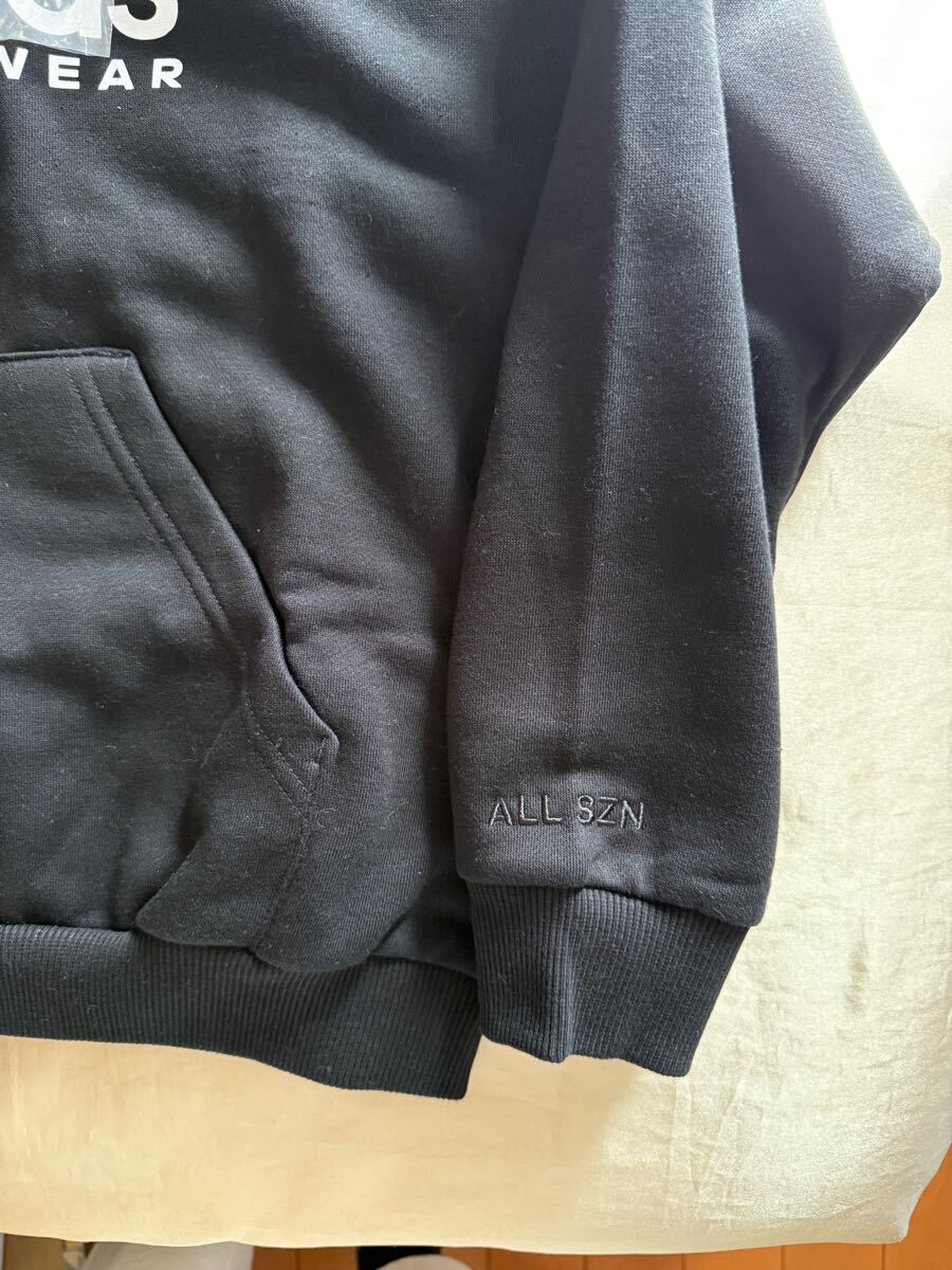 adidas パーカー