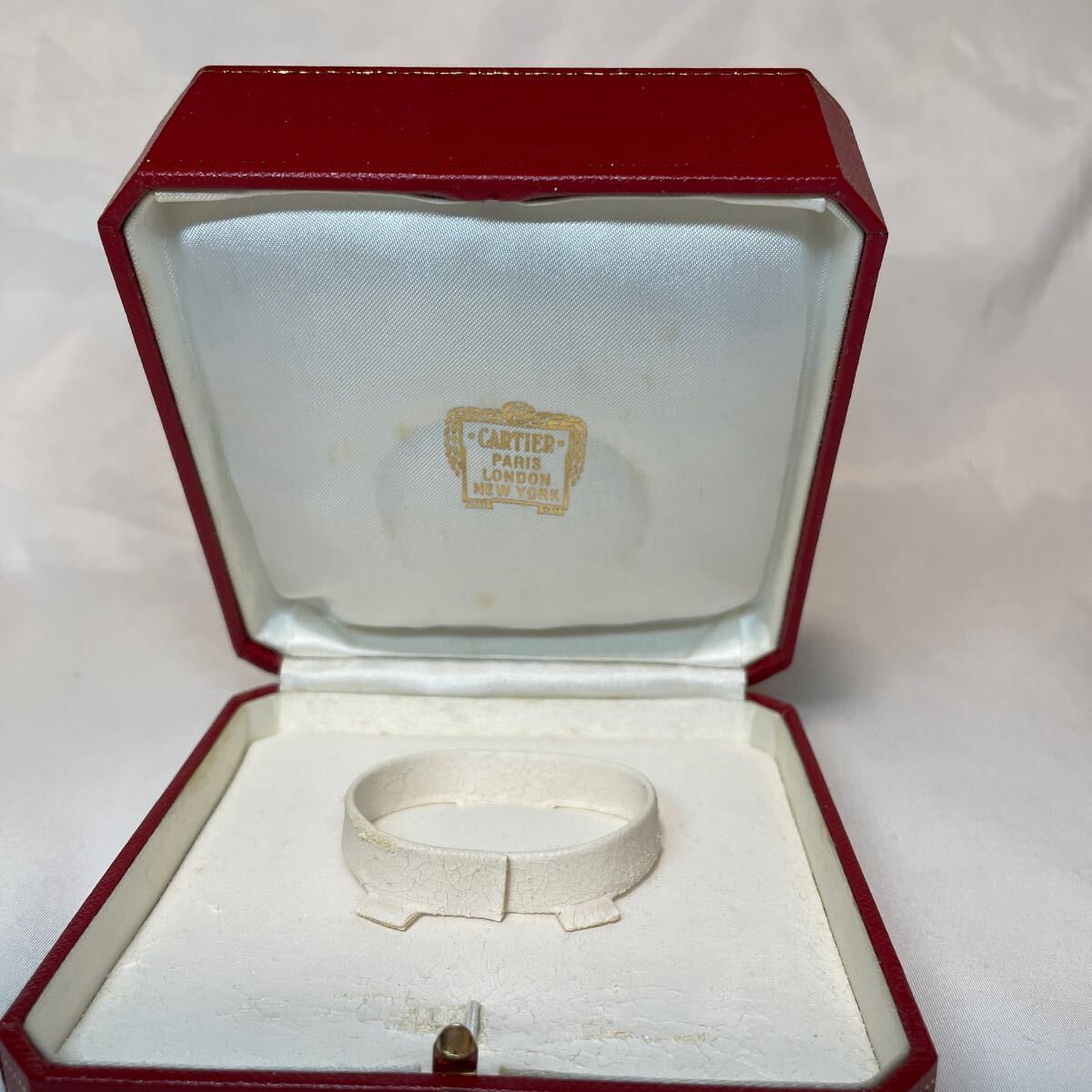 カルティエ Cartier ジュエリーケース　ラブブレス用　ブレスレット用　ボックス 空箱 BOX 空き箱