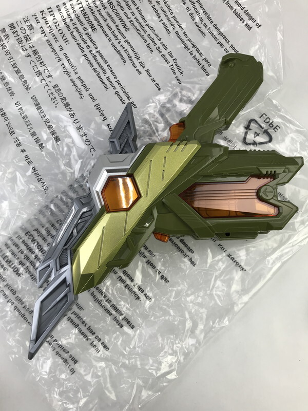 FUZ【現状渡し品】BANDAI 仮面ライダーゼロワン DXスラッシュ FUZ【現状渡し品】BANDAI 仮面ライダーゼロワン DXスラッシュ