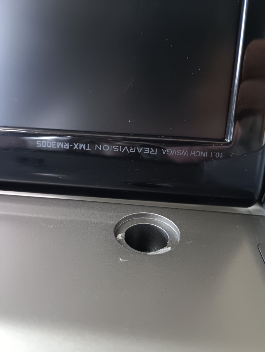 アルパインVIE-X088 8インチHDDナビ　フリップダウンモニターTMX-RM3005