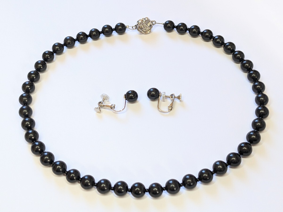 【限界市場】モーニングジュエリー★天然ジェット★8mm★長さ42cm★ネックレス&イヤリングorピアス★定形郵便送料無料　
