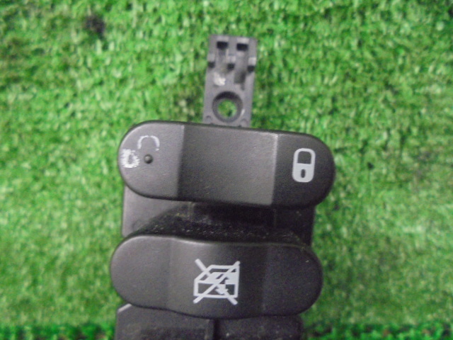 7FM5684 GGA4)) スバル R2 RC1/RC2 i 純正 運(yùn)転席パワーウィンドウスイッチ　　515081