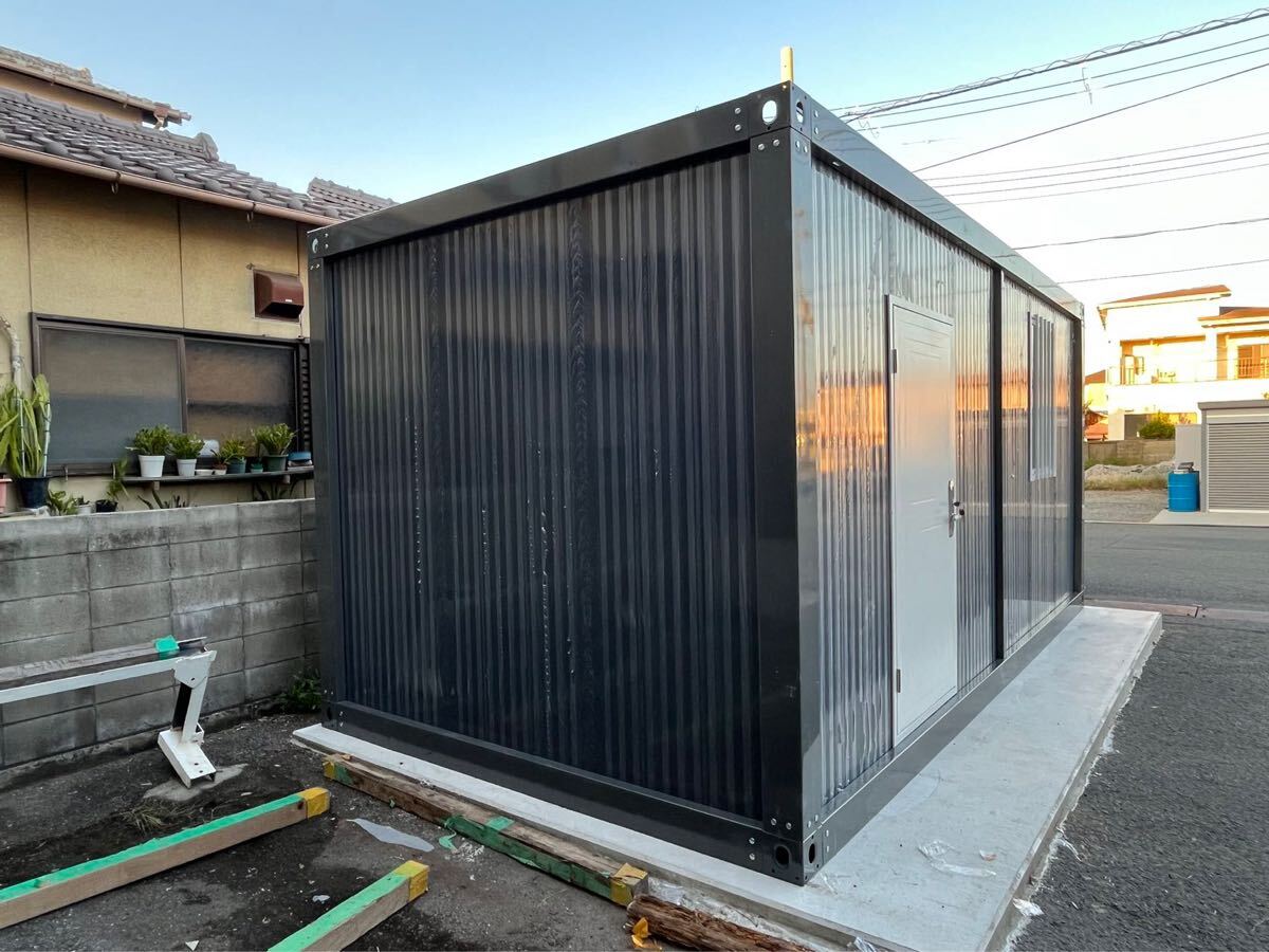 関東地方発】 限定価格 ユニットハウス3m×5.95m 黒 事務所 関東地方発】 限定価格 ユニットハウス3m×5.95m 黒 事務所