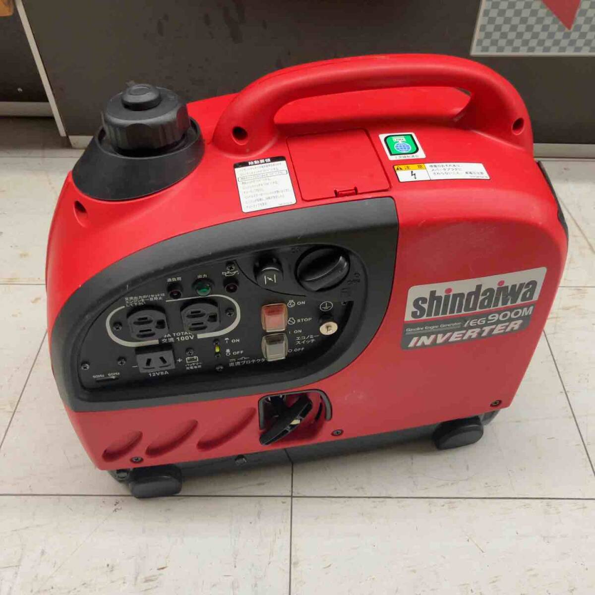 !_[ б/у прекрасный товар ] Shindaiwa /Shindaiwa инвертер генератор *IEG900M-Y # бесплатная доставка * наложенный платеж * витрина квитанция соответствует #