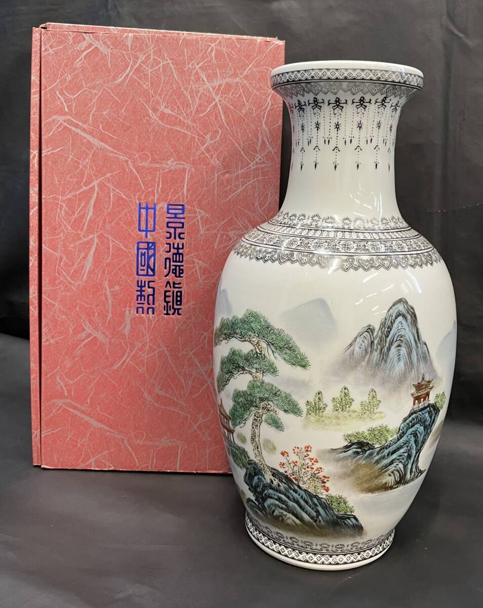 いま人気のアイテム 百花不落地 粉彩金彩 景徳鎮製 中国美術 いま人気のアイテム 百花不落地 粉彩金彩 景徳鎮製 中国美術