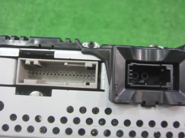 ※ アウディ A6 DBA-4GCHVS スピードメーター CHV 走行88,580㎞ 4G8920932Q 0263672213