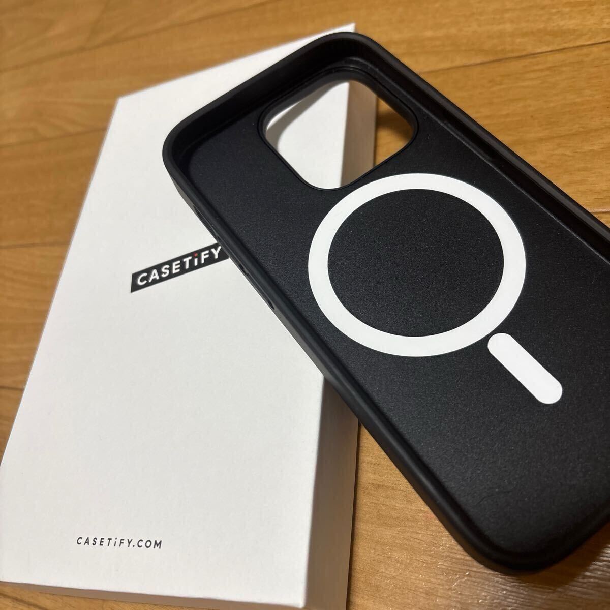 美品 CASETiFY ケースティファイ iPhone 14Pro ミラーケース 美品 CASETiFY ケースティファイ iPhone 14Pro ミラーケース