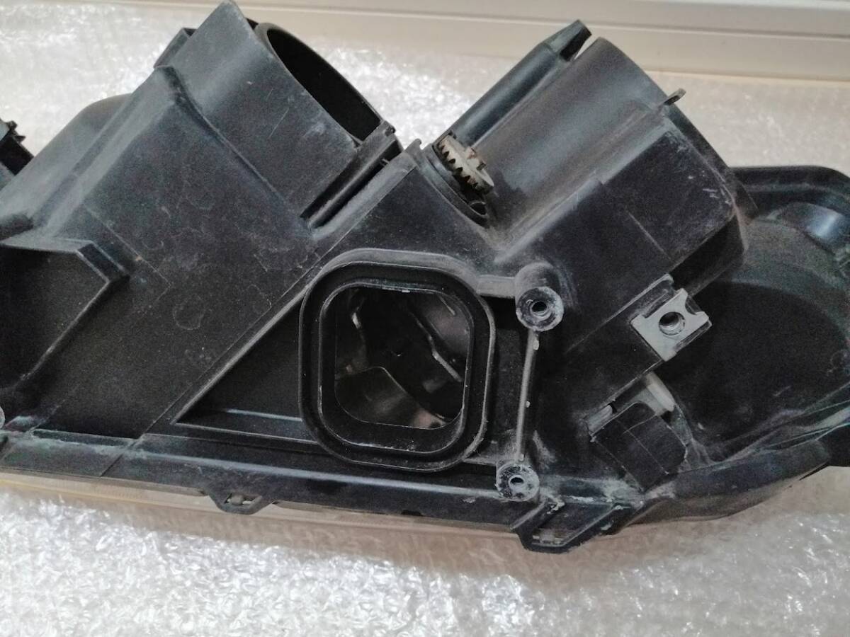 ホンダ Ｓ2000 純正 ヘッドライト 右 