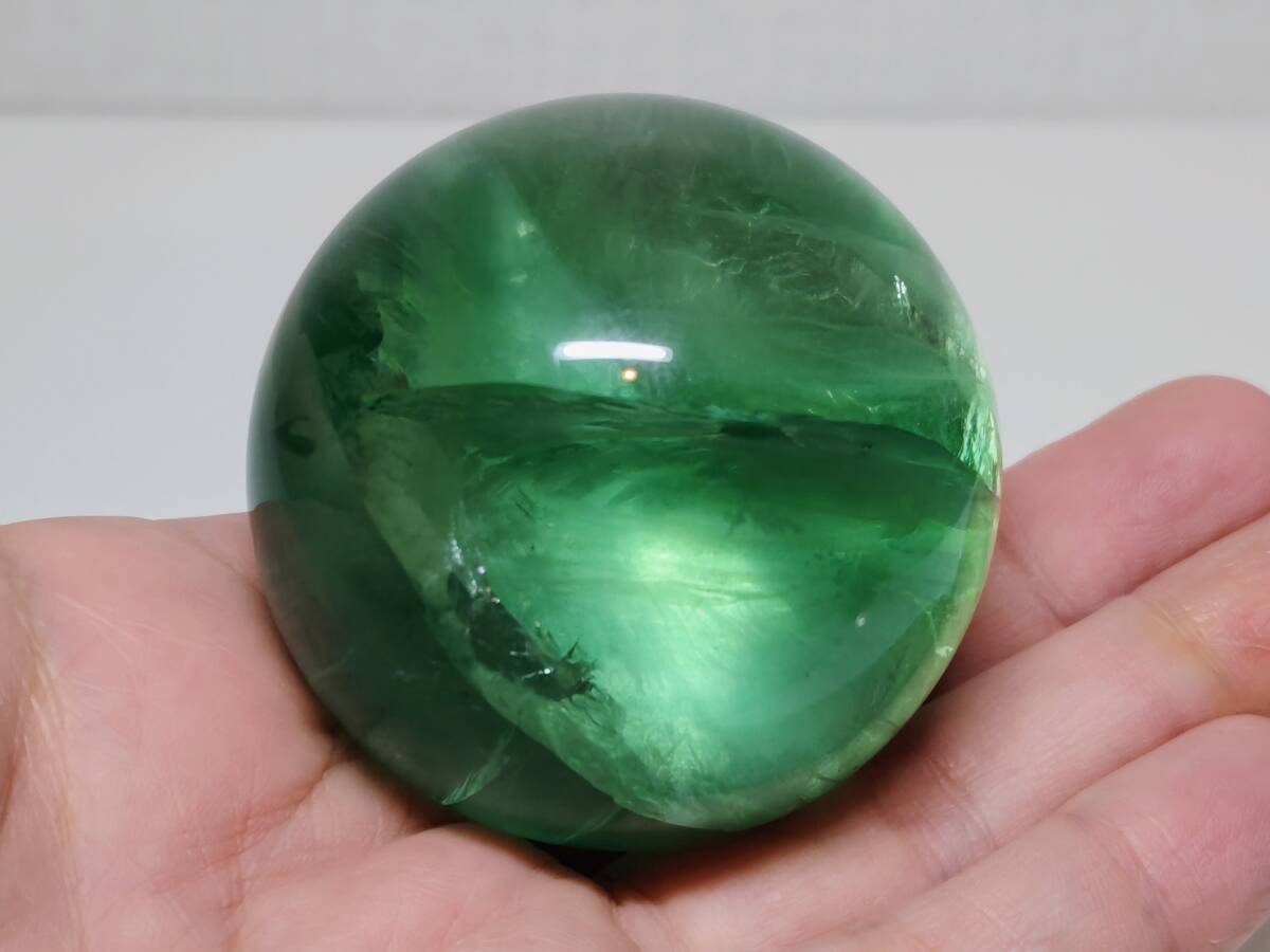 【緑水晶】◆292g◆ 水晶 クォーツ 原石 鑑賞石 自然石 天然石 誕生石 水石 鉱物 鉱石 宝石 インテリア