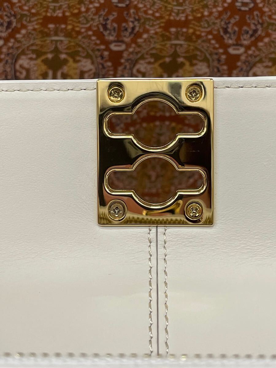 S290【美品】/CAFUNE カフネ スタンスウォレット クロコ 型押し S290【美品】/CAFUNE カフネ スタンスウォレット クロコ 型押し