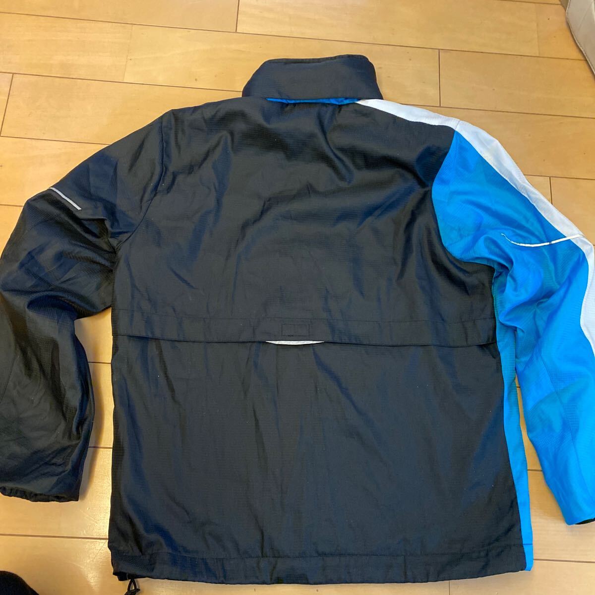 YONEX ジャケット ウインドブレーカーヒートカプセル　ユニSS_画像2