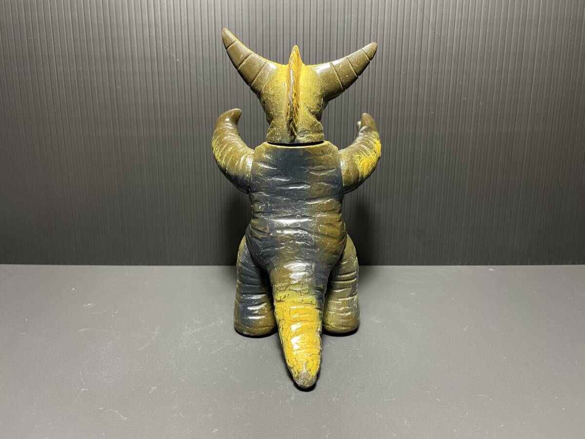 三浦トーイ ソフビ 約17cm ゴモラ風 パチ怪獣 当時物 昭和レトロ 三浦トーイ ソフビ 約17cm ゴモラ風 パチ怪獣 当時物 昭和レトロ