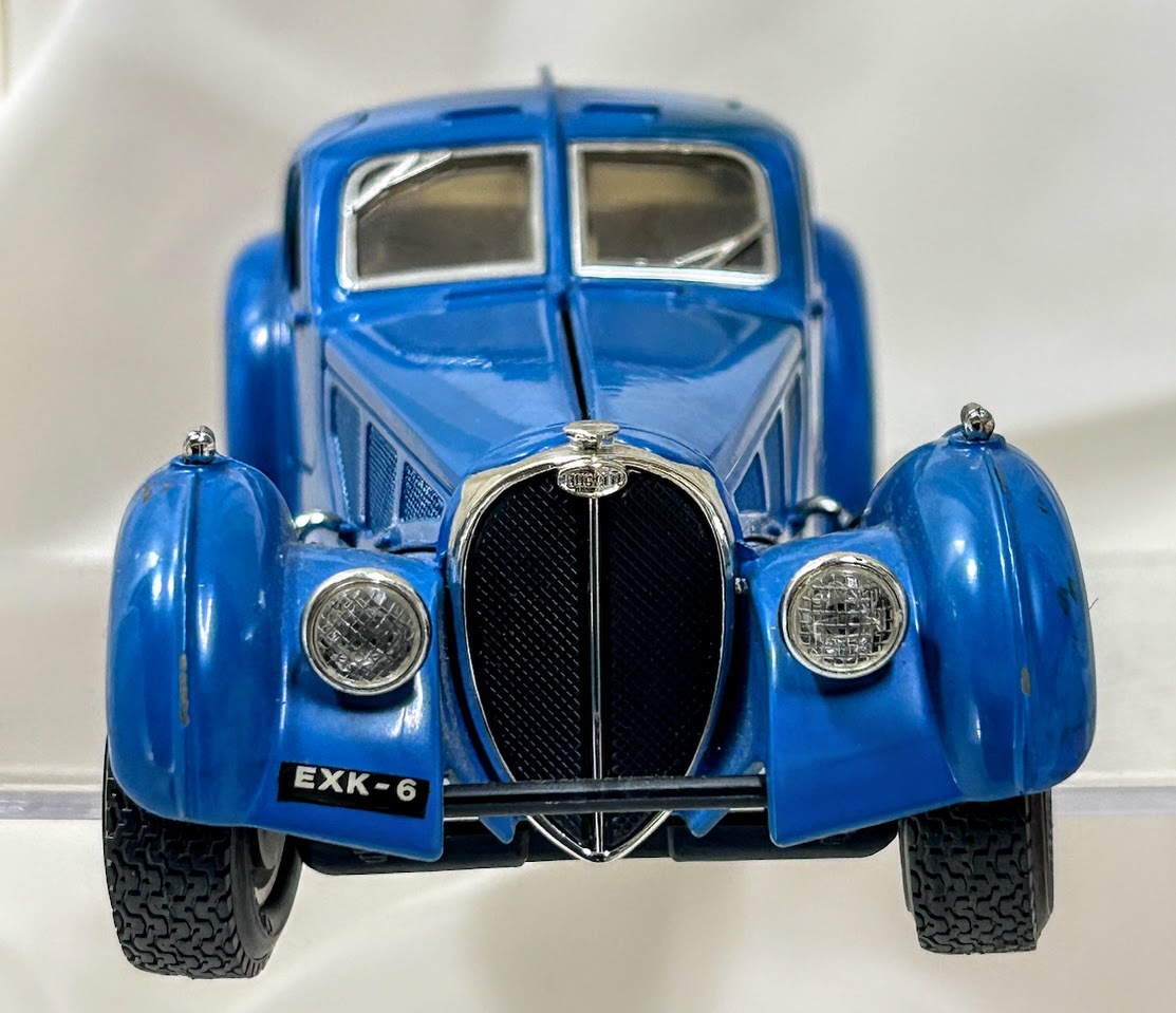  Vintage BURAGO BBurago BUGATTI/ Bugatti Atlantic/ Atlantic голубой 1/24 1936 год Made in Italy без коробки USED хранение текущее состояние товар 