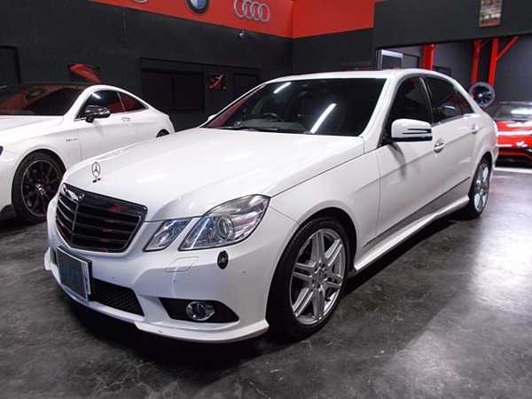 Eクラス E350 アバンギャルド AMGスポーツPKG ディーラー整備車両