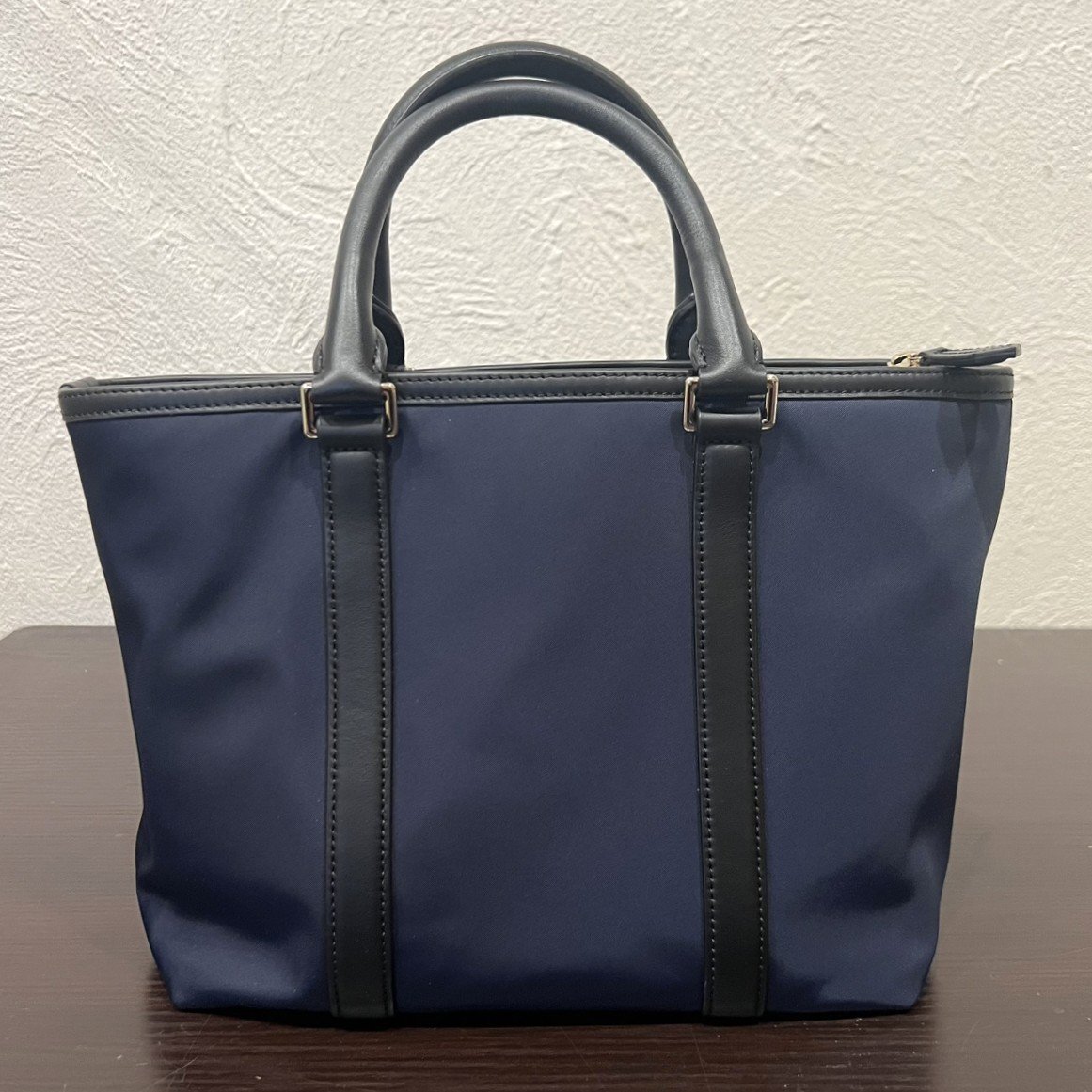 【77】 美品 Paul Smith ポールスミス ハンドバッグ ショルダーバッグ 2WAY 「シティトラベル」 マルチストライプタグ ネイビー系