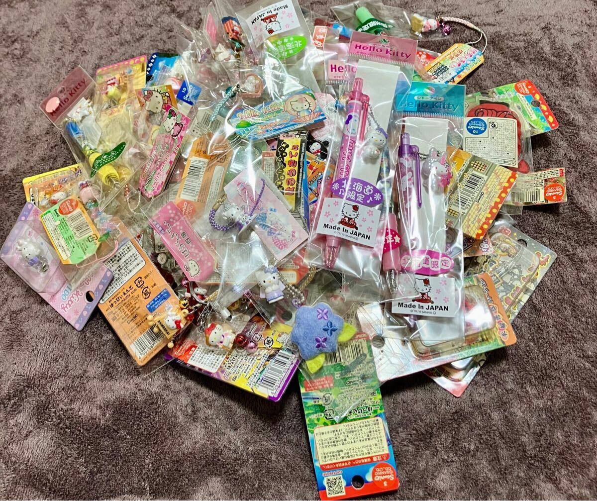 ご当地キティまとめ売り根付ストラップボールペンシャーペンなど
