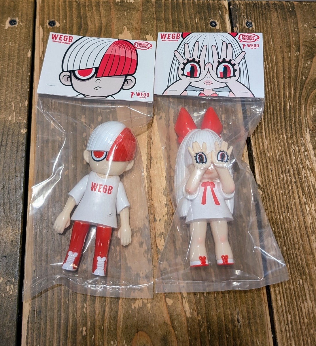 GRAPE BRAIN ゲラゲラ のりくん ソフビ にぎるちゃん ステッカー GRAPE BRAIN ゲラゲラ のりくん ソフビ にぎるちゃん ステッカー