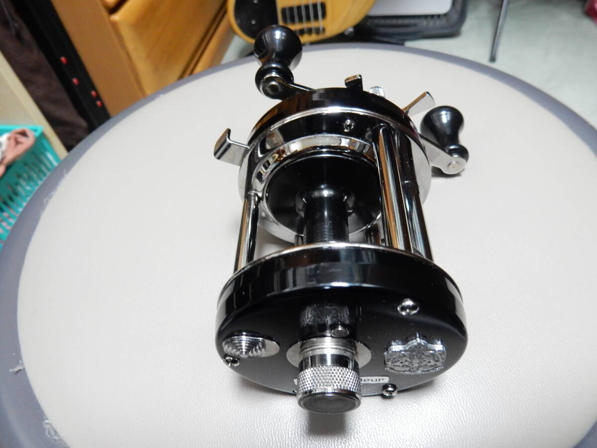見事な創造力 6501C Ambassadeur FACTORY Black中古（左用） TUNED アブガルシア
