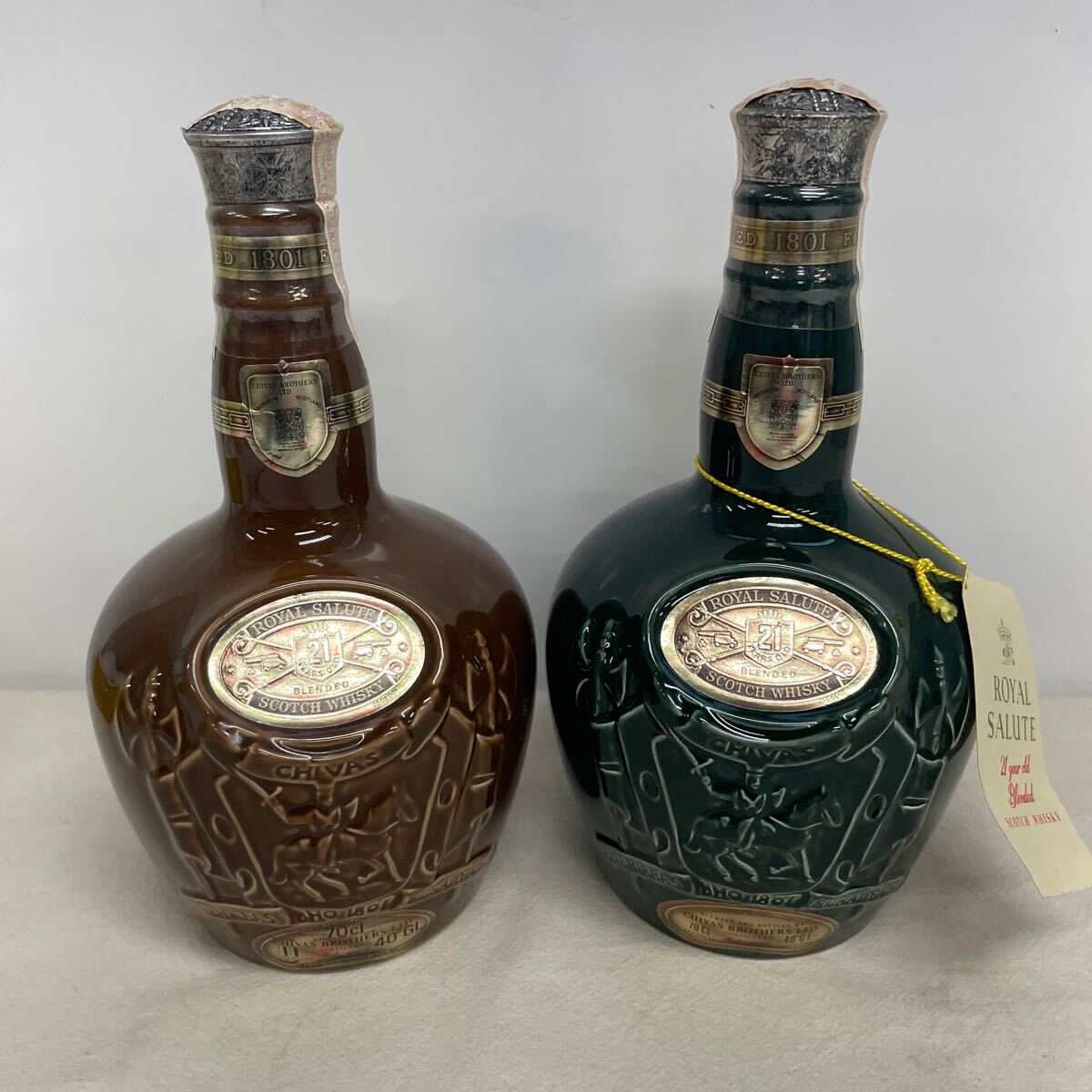 未開栓】古酒ロイヤルサルート 21年 陶器 旧ボトル 700ml 40 未開栓】古酒ロイヤルサルート 21年 陶器 旧ボトル 700ml 40
