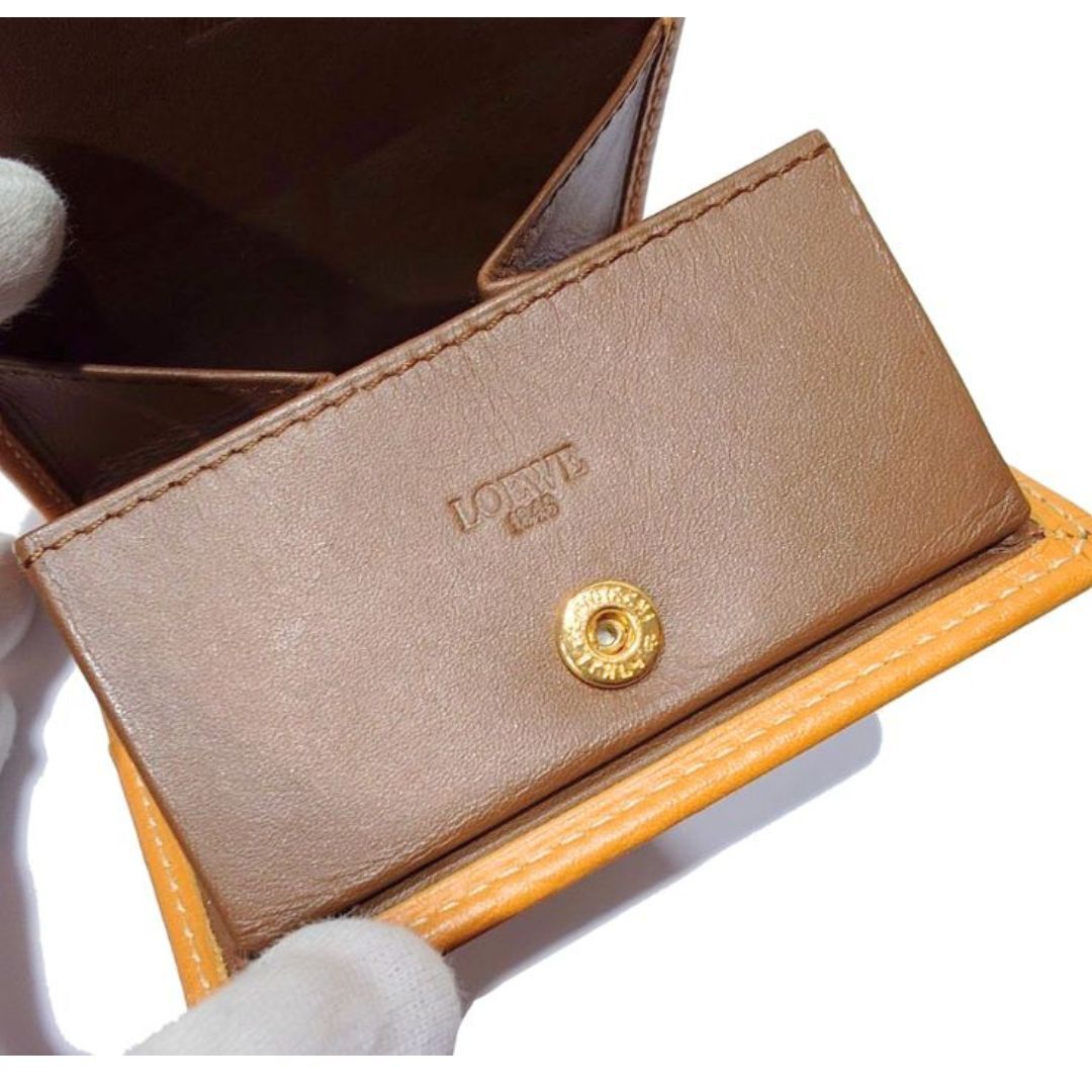 希少】鑑定済 LOEWE ロエベ ホック式 ボックス型 コインケース 希少】鑑定済 LOEWE ロエベ ホック式 ボックス型 コインケース